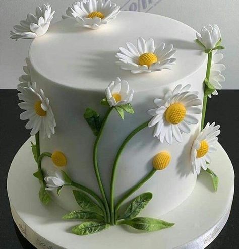 Cake Decor Ideas, Margarita Cake, Flower Cake Design, Fondant Cake Designs, Daisy Cakes, Birthday Cake With Flowers, Cupcake Cake Designs, Elegant Birthday Cakes, Mini Cakes Birthday