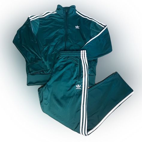 Adidas Men’s Large Green Track Suit Set Sweatsuits Men, Adidas Track Jacket Outfit, Adidas Suit, Street Style Outfits Casual, Track Suits, Polo Shirt Design, Adidas Track Jacket, Track Suit Men, Vintage Suits