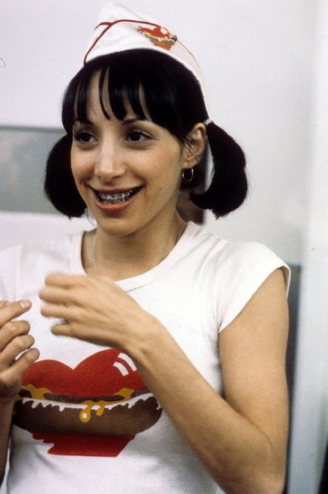 Didi Conn Diner Uniform, Didi Conn, Black Dark Hair, Happy Days, Dark Hair, Brunettes, Picture Photo, Grease, Happy Day