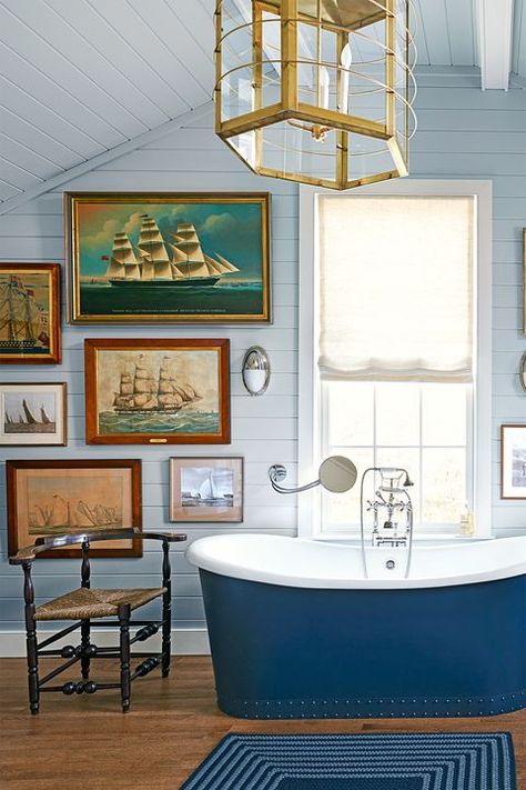 48 Beach House Decorating Ideas - Beach House Style For Your Home Nautical Decor Bedroom, Best Bathroom Paint Colors, Living Colors, Decorating Bathroom, Decor Ikea, Nautical Bathrooms, Bathroom Paint Colors, Murphy Beds, Beach House Style