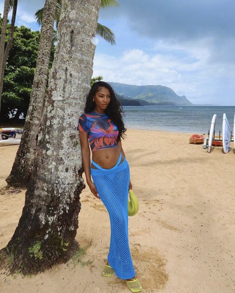 Black Island Girl Aesthetic Outfits, Fashion Nova Vacation Outfits, Vacation Shoes Tropical, Tropical Island Outfit Ideas, Tropical Core Aesthetic Outfit, Island Outfits Tropical, Tropical Vacation Outfits Black Women, Dlt Malta, Mtv Party