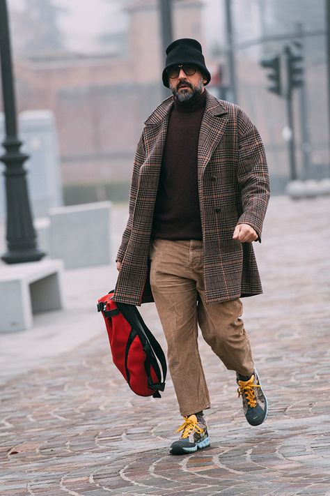 Mens Professional Fashion, Business Professional Outfits, Outfits Hombre, Style Fall, Autumn Street Style, Men Street, Professional Fashion, Mens Winter Fashion, Street Style Inspiration