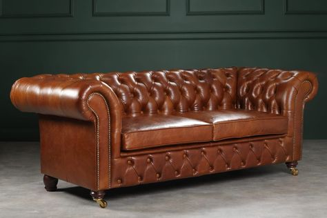 Chesterfield Bank, Foxtrot, Chesterfield Chair, Cognac, Accent Chairs, Showroom, Restaurant, Apartment, Hotel