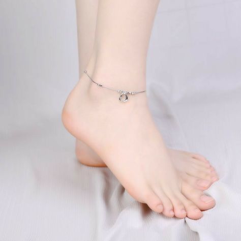 Feet Claims For Dr Pale, Feet Claims For Dr Tan, Body Details Aesthetic, Hand Claim, Beads Anklet, Heart Ankle Bracelet, Pale White Skin, Silver Ankle Bracelet, Clear Glowing Skin