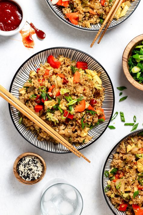 Recipes With Honey, My Greek Dish, Fried Rice Vegan, Asian Food Photography, Bar Restaurant Design, Veggie Fried Rice, Architecture Restaurant, Making Fried Rice, Vegetable Fried Rice