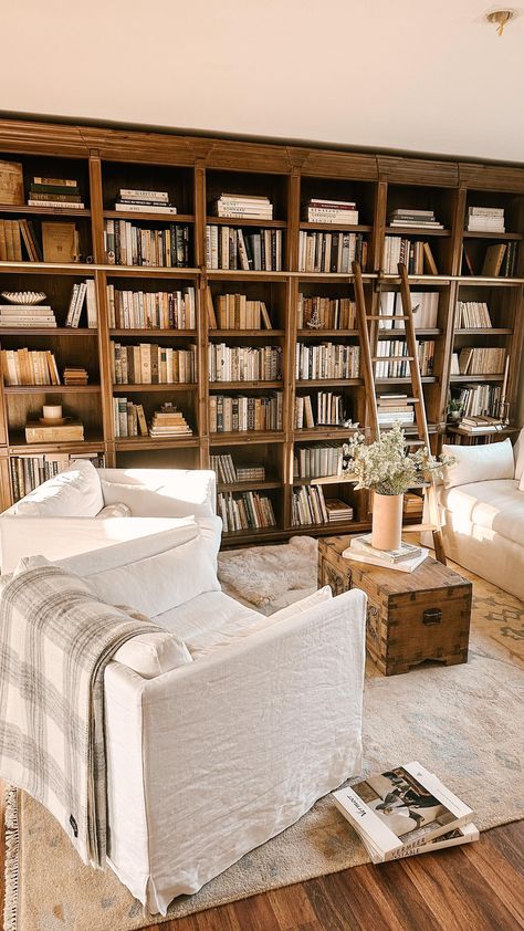 Chats • Instagram Old English Living Room, Room Library Ideas, Vintage Cottage Style, Cozy Living Room Ideas, Farmhouse Living Room Furniture, Farmhouse Living Room Decor Ideas, Home Library Design, Home Libraries, Vintage Cottage