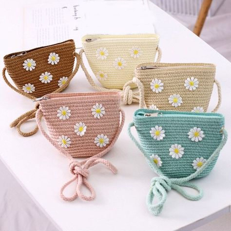 Confection Au Crochet, Purse Cute, Kawaii Crochet, Pola Sulam, Crochet Handbags Patterns, Handbag Pattern, Cute Princess, Crochet Bags Purses, Handbag Patterns