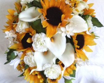 Gina says: here are white lilies with sunflowers Sept Wedding, Daisy Bouquet Wedding, Lily Wedding Bouquet, Sunflower Stuff, Sunflower Ideas, Calla Lily Bridal Bouquet, Lily Bridal Bouquet, Bouquets Ideas, White Calla Lily