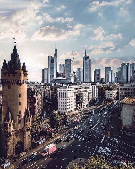 Germany | Travel community в Instagram: «#ffm classics 📸 ⠀⠀⠀⠀⠀⠀⠀⠀⠀⠀⠀⠀⠀⠀⠀⠀⠀⠀⠀⠀⠀⠀⠀⠀⠀⠀⠀⠀⠀⠀⠀⠀⠀⠀⠀⠀⠀ Follow our account about life in Prague @pragueworld ❤️ Beautiful photos every…» Main Aesthetic, Frankfurt Skyline, Germany Travel, Prague, About Life, New York Skyline, Maine, Germany, Travel