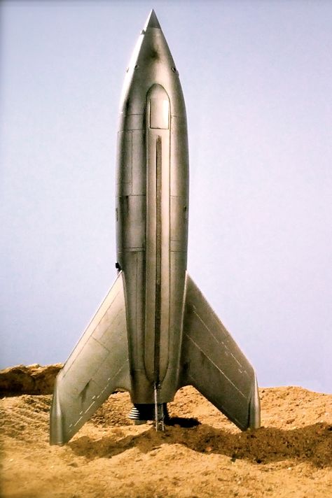 Vintage Spaceship, Rocket Art, Rocket Ships, Rocket Design, Retro Rocket, Retro Future, Retro Space, Classic Sci Fi, Sci Fi Models