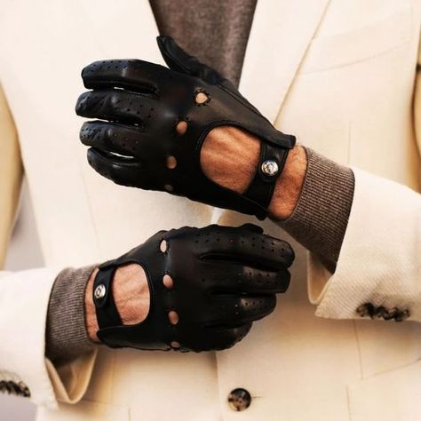 Very good quality. Fits perfectly Wedding Tailcoat, Leather Gloves Men, Gentlemen Club, Driving Gloves Men, Gloves Outfit, Biker Gloves, Leather Driving Gloves, Classy Outfits Men, City Drawing