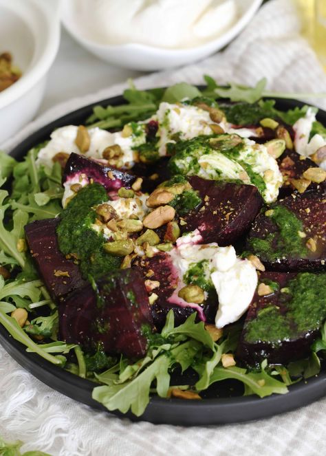 Cooking with Manuela: Roasted Beet and Arugula Salad with Burrata and Pistachios Beet And Arugula Salad, Salad With Burrata, Pistachio Salad, Burrata Salad, Warm Breakfast, Freshly Squeezed Orange Juice, Loaded Baked Potatoes, Hazelnut Spread, Quick And Easy Recipes