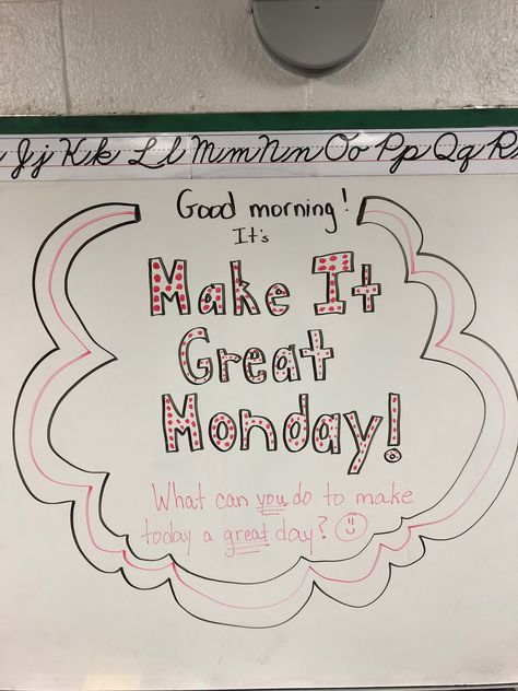 Whiteboard Ideas Thursday, Monday Classroom Board, Monday Board Prompts, Monday Writing Prompts, Morning Activities For Kids Classroom, Monday Whiteboard Prompt, Morning Meeting Board, Morning Questions, Monday Journal