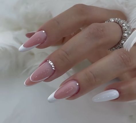 Long French Nails, Nail Salon Design, Swarovski Nails, French Nail, Pink Nail, Glam Wedding, Xmas Nails, Salon Design, Nails Inspo