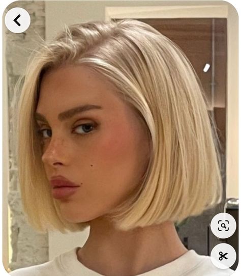 Short Hair Blonde Girl, Blonde Bob Short, Scandi Blonde, 90s Short Bob, Feminine Short Hair, Blonde Hair Goals, Perfect Blonde Hair, Bob Hair Color, Hair Curling Tips