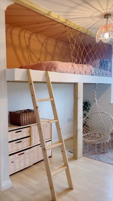 Before & After Transformations on Instagram: "DIY Loft bed by @the_little_pink_nest 🛏️ ______________ #beforeandafter #home #architectures #design #decoration #architect #homedecor #architecturaldigest #traditionalhome #luxuryhome #luxuryhomes #homemade #exteriordesign #new #renovation #dreamhome #graphicdesign #beautifulhomes #homedecor #beforecraft #designbuild" Secret Loft Bed, Cheap Easy Diy Loft Bed, Diy Bunk Bed With Desk Underneath, Turn Bed Into Loft Bed, Diy Double Loft Beds For Small Rooms, Loft Bed In Closet, Floating Loft Bed Diy, Diy Double Loft Bed, Loft Bed Boys Room