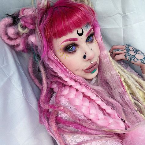 Leaf (@oliveelf) • Instagram photos and videos Heavy Body Modification, Clown Drag, Pastel Makeup, I Think I'm In Love, Body Modification, Body Modifications, I'm In Love, Proud To Be, Makeup Inspo