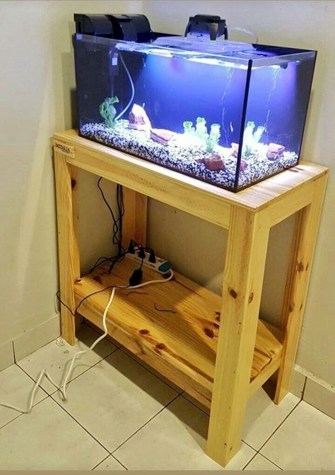 Diy Aquarium Table, Small Aquarium Ideas Decoration, Aquarium Stand Diy, Aquarium Stand Ideas, Fish Tank Table, Diy Aquarium Stand, Aquarium Stands, Fish Stand, Taman Air