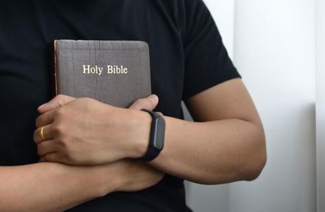 Holding Bible, Grad Photos, Meus Pins, Man Standing, Holy Bible, A Thing, In The Morning, The Morning, Bible Study