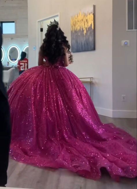 Quinceanera Dresses Magenta, Hot Pink 15 Dresses Quinceanera, Hot Pink Quince Theme, Fuschia Quinceanera Dresses, Bright Pink Quinceanera Dresses, Quinceanera Dresses Hot Pink, Dark Pink Quince Dress, Magenta Quinceanera Dresses, Hot Pink Quinceanera Theme