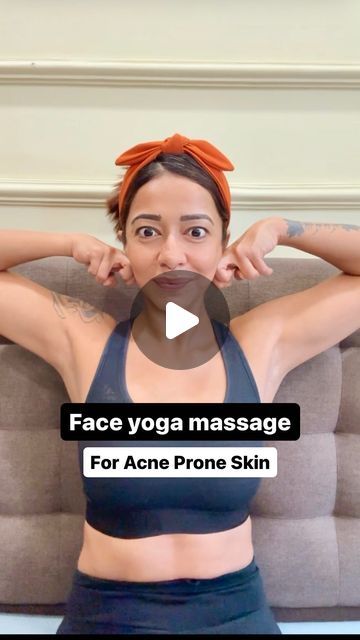 Face Yoga by Prriya Khandelwal on Instagram: "Hey beautiful people! 💖 Today, let’s talk about a game-changer for 𝗮𝗰𝗻𝗲-𝗽𝗿𝗼𝗻𝗲 𝘀𝗸𝗶𝗻: massaging your cleanser! 🧼✨⁣
⁣
1️⃣ Deep Cleansing: Massaging helps your cleanser penetrate deeper, removing dirt, oil, and makeup more effectively. Say goodbye to clogged pores! 🌀⁣
⁣
2️⃣ Boosts Circulation: A gentle massage increases blood flow, bringing more oxygen and nutrients to your skin, promoting healing and that natural glow. 🌿✨⁣
⁣
3️⃣ Calms and Relaxes: It’s not just about the skin benefits; a facial massage can also reduce stress, which is a known acne trigger. Win-win! 🧘‍♀️🌺⁣
⁣
4️⃣ Enhanced Absorption: By massaging your cleanser, you prep your skin to better absorb any following skincare products, maximizing their benefits. 🌟💧⁣
⁣ Face Yoga For Acne, Hey Beautiful, Reduce Pores, Face Yoga, Skin Benefits, Facial Massage, Clogged Pores, Facial Cleansing, Deep Cleansing