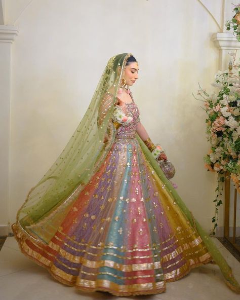 21 Unconventional Non-Red Bridal Outfits That Make A Statement! Mehendi Bridal Outfit, Mehndi Look, Mehndi Dress For Bride, Pastel Color Dress, Mehndi Outfit, Mehndi Dresses, Mehndi Dress, Desi Wedding Dresses, Latest Bridal Dresses