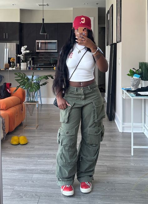 Houston Baddie Outfits, College Outfits Black Women Summer, Chill College Outfits Black Women, Chill Baddie Aesthetic, Warm College Outfits, Winter Baddie Outfits Casual, Rick Owens Fit, Fall Baddie Outfits, Simple Baddie Outfits