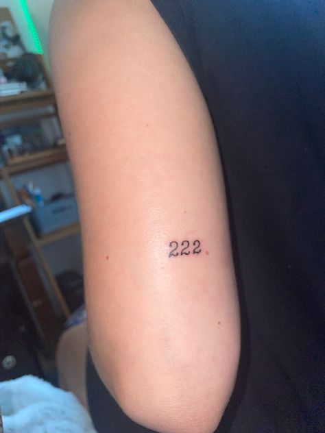 222 Tattoo Design, 222 Tattoos, 222 Tattoo, Tiny Tattoos For Women, Tattoos Inspo, Tattoo Minimalist, Angel Number, Angel Numbers, Tattoo Inspo