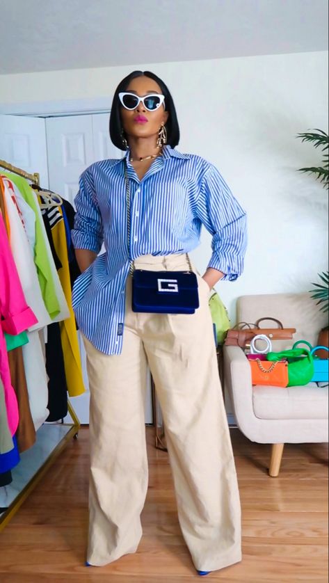 White Stripped Pants, How To Wear Linen Pants Work, Blue Pinstripe Linen Pants Outfit, Business Casual Wide-leg Striped Pants, Striped Linen Pants Outfit, Chic Wide-leg Striped Pants, Blue Linen Trousers, Chic Wide-leg Pants With Vertical Stripes, Linen Trousers Outfit