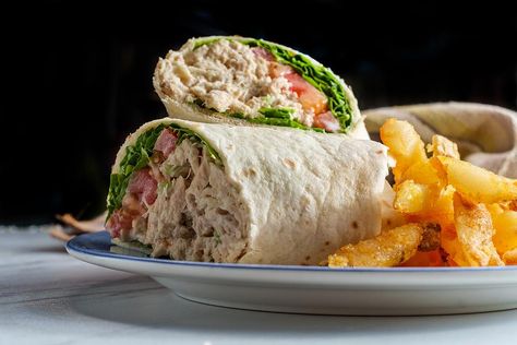 Tuna Wrap Recipe, Tuna Salad Wrap, Tuna Wraps Recipes, Healthy Tuna Recipes, Tuna Salad Ingredients, Tuna Wrap, Salad Wrap, Healthy Tuna, Wrap Recipe