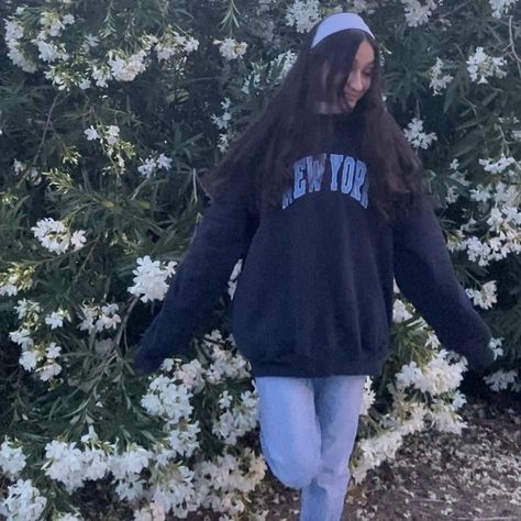 Dark Blue Crewneck Outfit, Navy Blue Zip Up Hoodie Outfit, Navy Blue Outfits Aesthetic, Dark Blue Sweatshirt Outfit, Navy Blue Crewneck Outfit, Dark Blue Hoodie Outfit, Navy Blue Sweatshirt Outfit, Navy Sweatshirt Outfit, Blue Crewneck Outfit