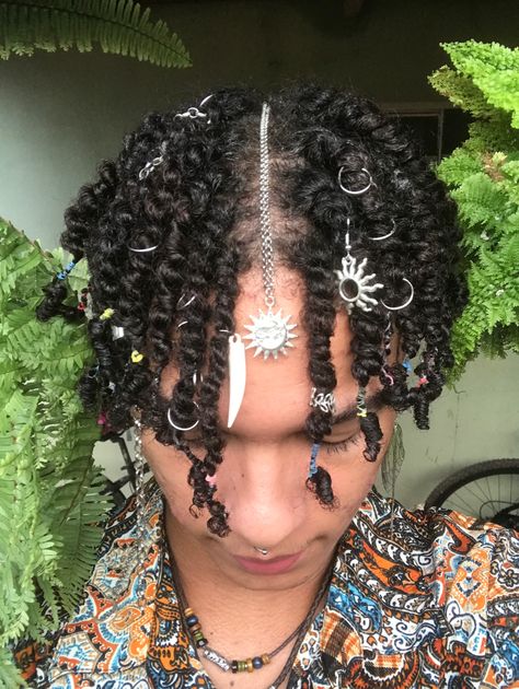 Men Updo Hairstyles, Male Hair Accessories, Fluffy Locs, Guys Hairstyles, Rave Hairstyles, Rave Fit, Curly Hair Accessories, Hair Charms, Dreadlock Accessories