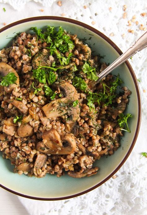 Roasted Buckwheat with Mushrooms and Onions – Polish Kasha Kasha Recipe, Groats Recipe, Buckwheat Flour Recipes, Heritage Recipes, Buckwheat Recipes, Mushrooms And Onions, Polish Heritage, Eastern European Recipes, Buckwheat Groats