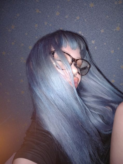 blue mermaid siren pastel tumblr halsey blue hair Light Blue And Dark Blue Hair, Brown And Light Blue Hair, Slate Blue Hair, Greyish Blue Hair, Ashy Blue Hair, Blue Pastel Hair, Gray Blue Hair, Silver And Blue Hair, Light Blue Hair Color