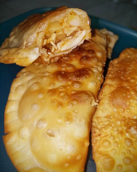 Puerto Rican Chicken Empanadas (Empanadillas de Pollo) Recipe - Delishably Empanadas Recipe Puerto Rican, Chicken And Cheese Empanadas, Chicken Empanadas Recipe, Chicken Empanada, Puerto Rican Chicken, Caribbean Countries, Cheese Empanadas, Pollo Recipe, Chicken Empanadas