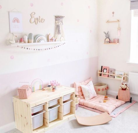 Small Childrens Bedroom Ideas, Ikea Kids Bedroom, Ideas Habitaciones, Baby Playroom, Toddler Bedroom Girl, Toddler Playroom, Kids Playroom Decor, Toddler Girl Room