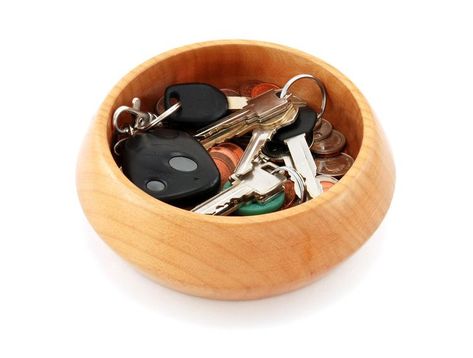 A cute bowl for keys and change helps contain odds and ends. Sofia Coppola Style, Big Challenges, Stone Entryway, Seattle Apartment, Bathroom Vanity Tray, Key Bowl, Key Tray, Wedding Ring Dish, Display Basket