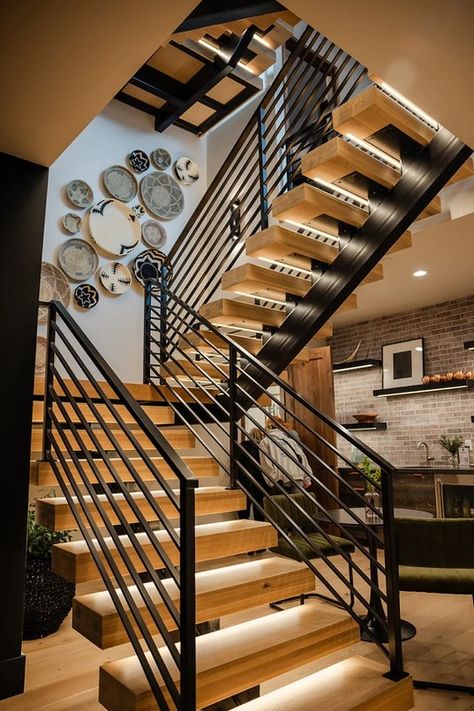 Iron Wood Staircase, V Board Ceiling, Townhome Stairs, Metal And Wood Stairs, Metal Stairs Indoor, Wood Bannister, Industrial Staircase Design, Black Stair Railing, Industrial Staircase