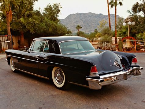 Lincoln Motor Company, Lincoln Motor, Auto Retro, Lincoln Cars, Ford Lincoln Mercury, American Classic Cars, Lincoln Continental, Us Cars, Classic Cars Vintage