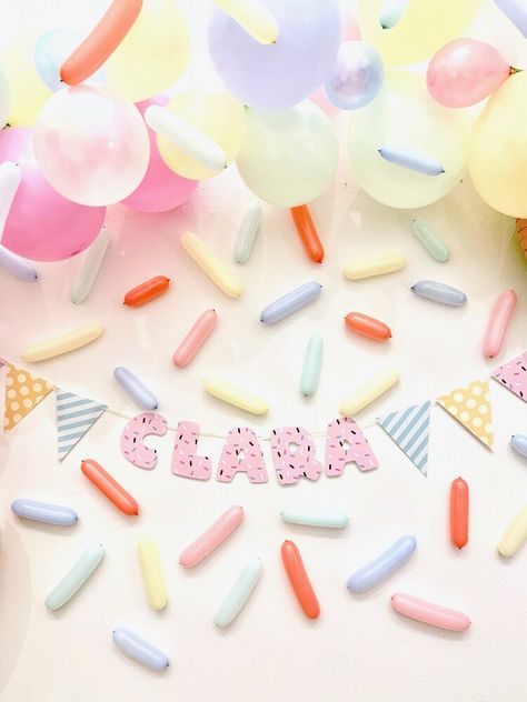 Sweet One Diy Decorations, Sprinkle Themed Birthday Party, Cupcake Party Ideas, Sprinkle Letters, Sprinkle Balloons, Donut Party Ideas, Sprinkle Birthday Party, Donut Balloons, Kawaii Birthday Party