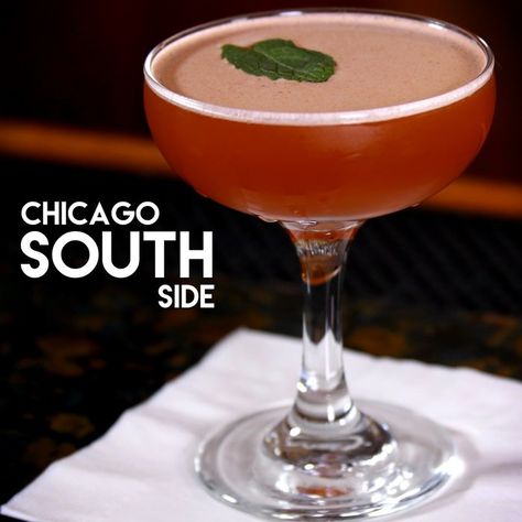 Chicago South Side, Chambord Cocktails, Chicago Cocktail, Alcoholic Punch, Mint Simple Syrup, Yummy Alcoholic Drinks, London Dry Gin, Cocktail Drinks Recipes, How To Make Drinks