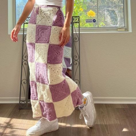 Square Up Crochet Skirt, Crochet Skirt Long Free Pattern, Long Skirts Crochet, Granny Square Long Skirt, How To Knit A Skirt, Long Crochet Skirt Pattern, Long Granny Square Skirt, Long Skirt Crochet Pattern, Crochet Granny Square Long Skirt