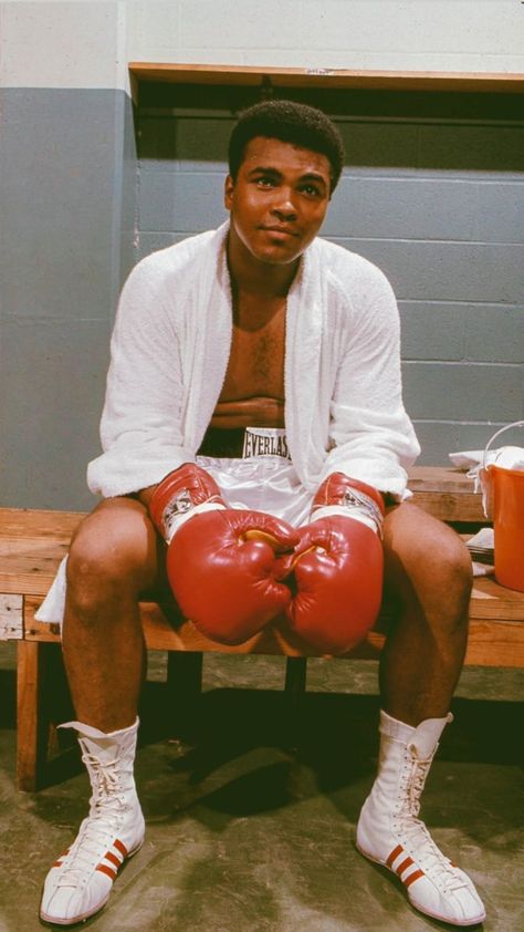 Muhammad Ali, Boxing Gloves, Boxing, A Man, Gloves, Red, On Instagram, Pins, White