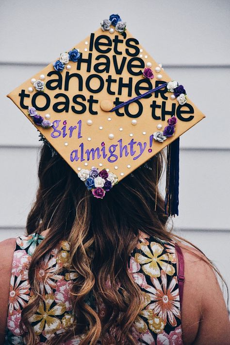 Graduation Cap Designs One Direction, One Direction Graduation Cap Ideas, One Direction Grad Cap, One Direction Graduation Cap, High School Graduation Cap Designs, 1d Core, Grad Hats, Creative Graduation Caps, Girl Almighty