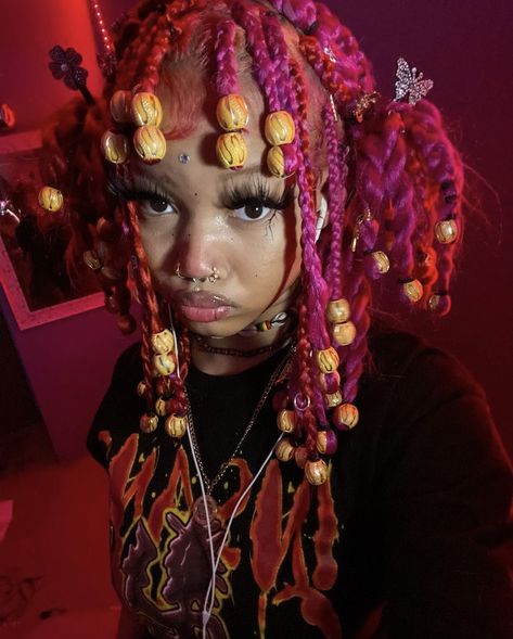 y2k// jade braids// y2k accessories// beads//hair charms// led lights Jade Braids Wig, Jade Braids Pink, Braids With Charms Black Women, Braided Hairstyles With Charms, Curly Hair Bead Hairstyles, Charms In Braids, Sza Braids Hairstyles, Jade Braids Locs, Y2k Loc Styles