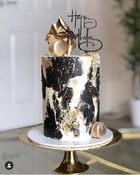 Black Buttercream Cake For Men, Black And White 40th Birthday Cake, Tall Cake For Men, Black And White Buttercream Cake, 50 Th Birthday Cake For Men, 50th Bday Cakes For Men, Black And Gold Cake Ideas For Men, 21st Birthday Cakes For Men, Black White Gold Cake