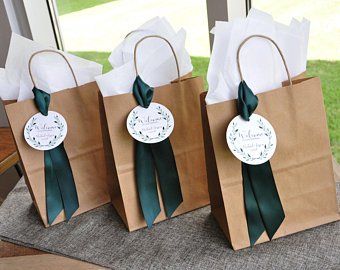 Etsy :: Your place to buy and sell all things handmade Wedding Guest Gift Bag, Pochette Diy, Candy Pillows, Guest Gift Bags, Welcome Bag, Wedding Favors Cheap, Wedding Gift Bags, Wedding Welcome Bags, Brown Paper Bag