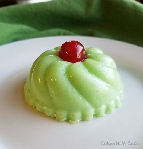 Lime Jello Recipes, Green Jello Salad, Congealed Salads, Pineapple Pound Cake, Lime Jello Salads, Congealed Salad, Gelatin Salad, Jello Mold Recipes, Mold Recipes