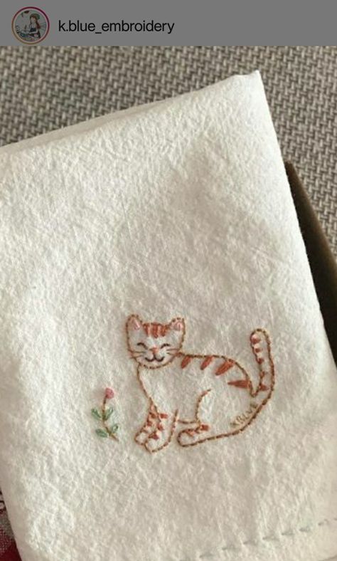 Simple Cat Embroidery Designs, Coquette Embroidery Pattern, How To Embroider A Cat, Small Cat Embroidery, Orange Cat Embroidery, Cat Embroidery Simple, Cat Hand Embroidery, Kitten Embroidery, Embroider Ideas