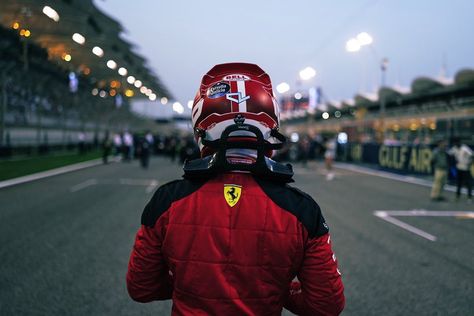 Back of Charles Leclerc of Scuderia Ferrari in his helmet and race suit on the grid. Formula 1 Background, Formula 1 Birthday Cake, Formula 1 Birthday, Wallpaper Formula 1, 1 Birthday Cake, Belgium Grand Prix, Bahrain Grand Prix, Singapore Grand Prix, Canadian Grand Prix